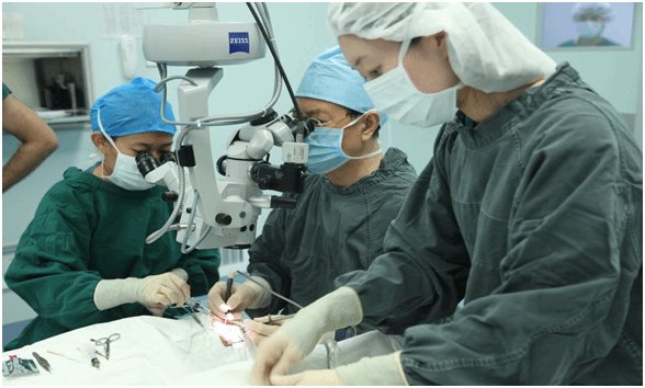 进一步激励广大师生医护员工听党话