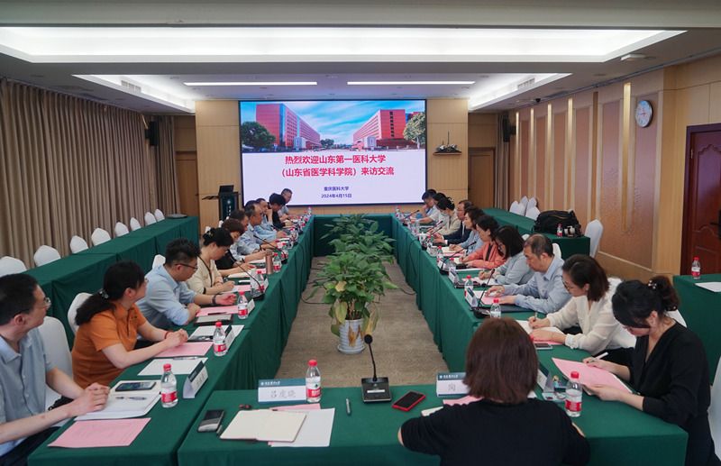 副校(院)长刘传勇带队前往重庆医科大